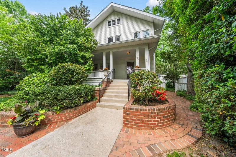223 Hawthorne Rd, Raleigh, NC 27605