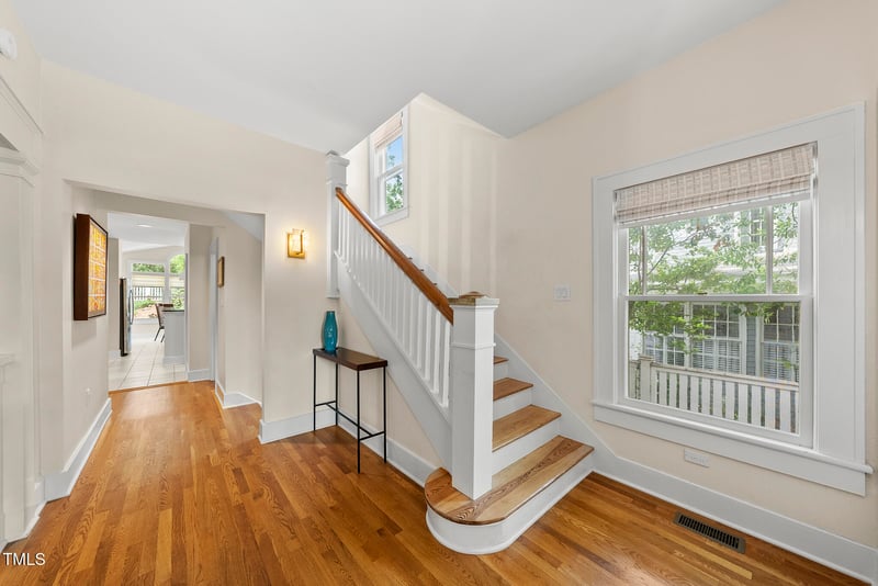 223 Hawthorne Rd, Raleigh, NC 27605