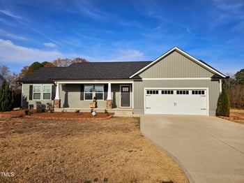 223 Hunter Fox Trl, Angier, NC 27501