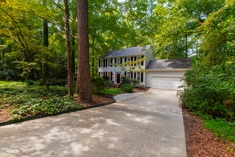 223 Huntington Dr, Chapel Hill, NC 27514