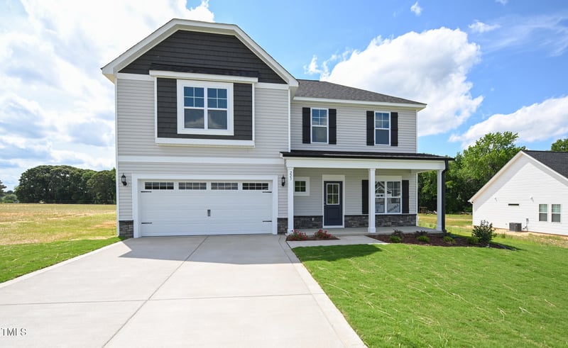 223 Johnson Ridge Way, Four Oaks, NC 27524