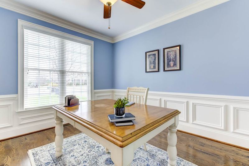 223 Lakecroft Pl, Fuquay Varina, NC 27526