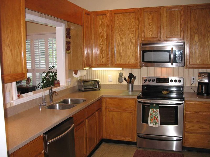 223 Lakewater Dr, Cary, NC 27511