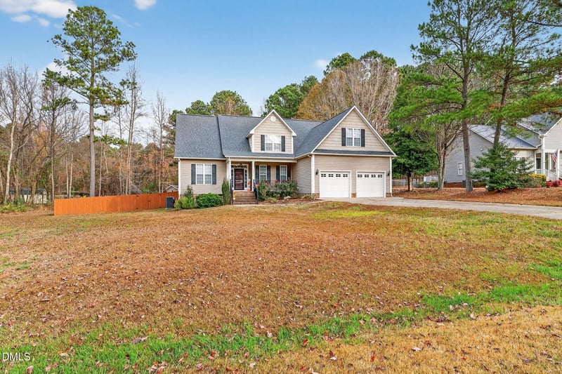 223 Landover Ln, Four Oaks, NC 27524