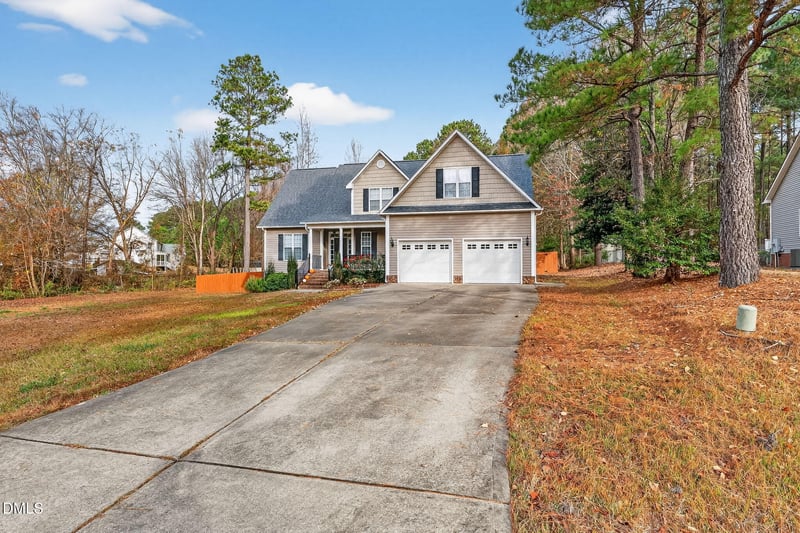 223 Landover Ln, Four Oaks, NC 27524