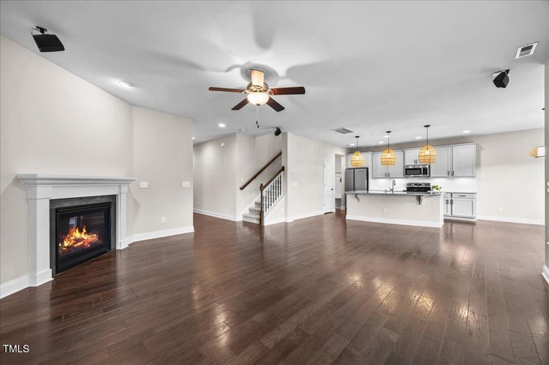 223 Macy Grove Dr, Chapel Hill, NC 27517