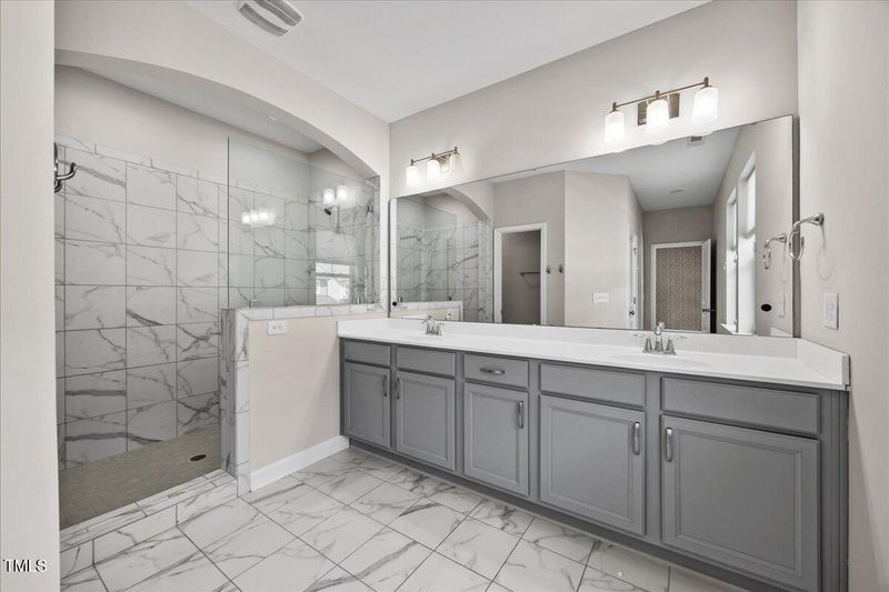 223 Macy Grove Dr, Chapel Hill, NC 27517