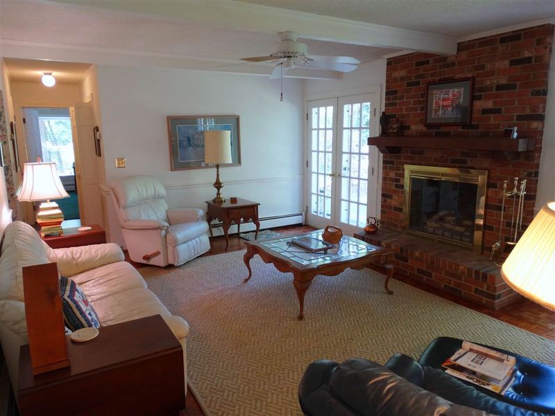 223 W Meadowbrook Dr, Smithfield, NC 27577