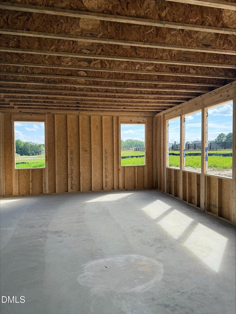223 Mistflower Ln, Fuquay Varina, NC 27526