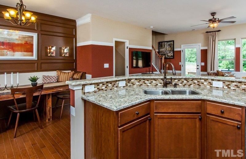 223 Olivet Loop #vatp 72, Cary, NC 27519