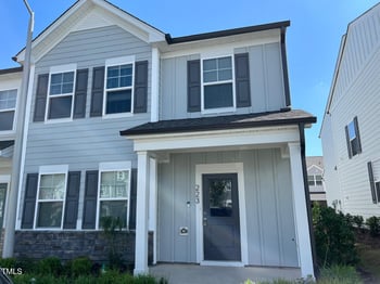 223 Parker Sta Ave, Fuquay Varina, NC 27526