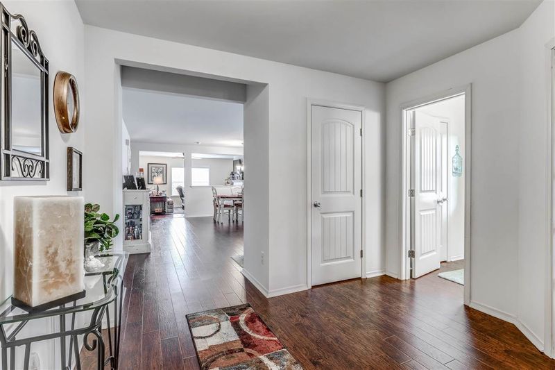 223 Plymouth Dr, Clayton, NC 27520