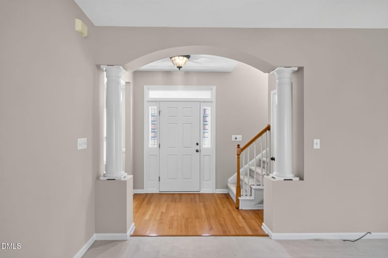 223 Ravenstone Dr, Cary, NC 27518