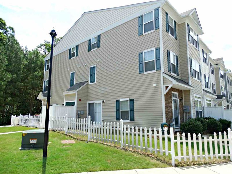 2230 Valley Edge Dr #100, Raleigh, NC 27614