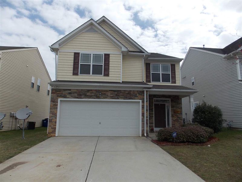 2231 Stoney Spring Dr, Raleigh, NC 27610