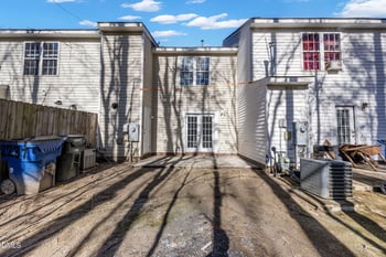 2231 Violet Bluff Ct, Raleigh, NC 27610