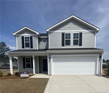 2232 Roadster Pony Ln, Hope Mills, NC 28348