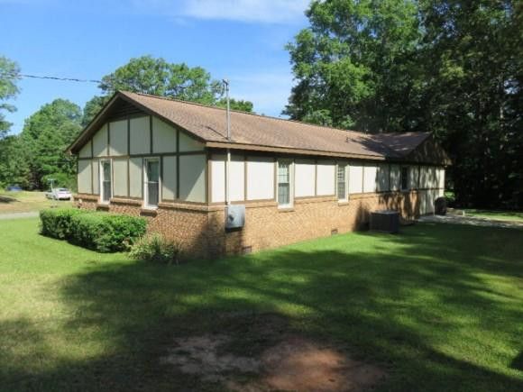 2232 Valley Rd, Sanford, NC 27330