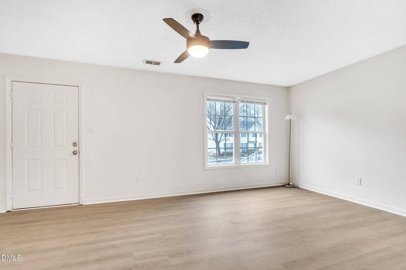 2232 Violet Bluff Ct, Raleigh, NC 27610