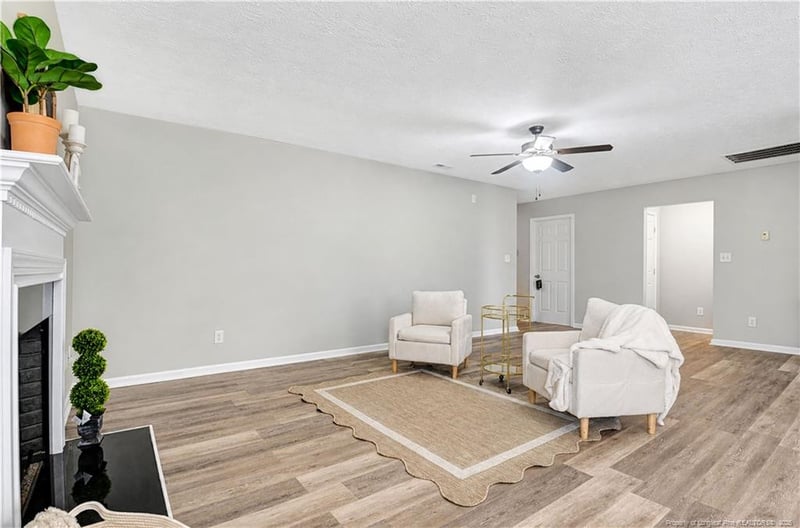2233 Sir Michael Dr, Hope Mills, NC 28348