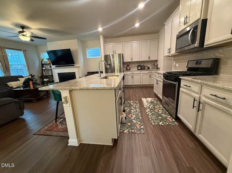 2234 Gregor Overlook Ln, Apex, NC 27502
