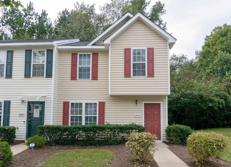 2235 Violet Bluff Ct, Raleigh, NC 27610