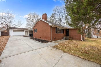 2235 Wilkins St, Burlington, NC 27217