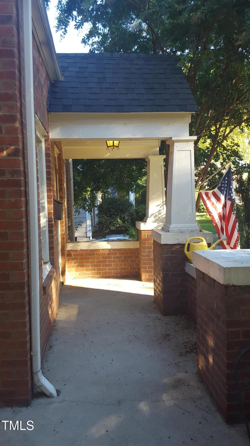 2236 The Cir, Raleigh, NC 27608