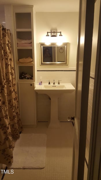 2236 The Cir, Raleigh, NC 27608