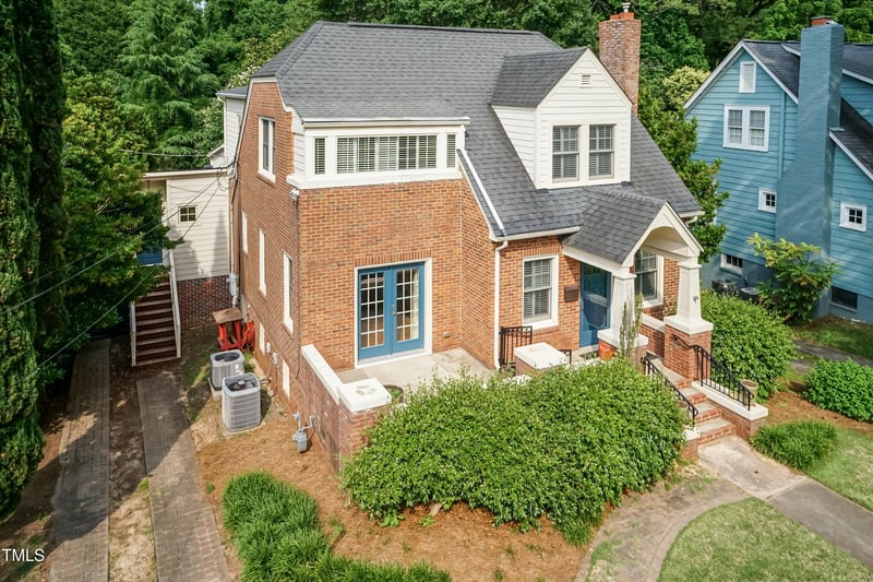 2236 The Cir, Raleigh, NC 27608