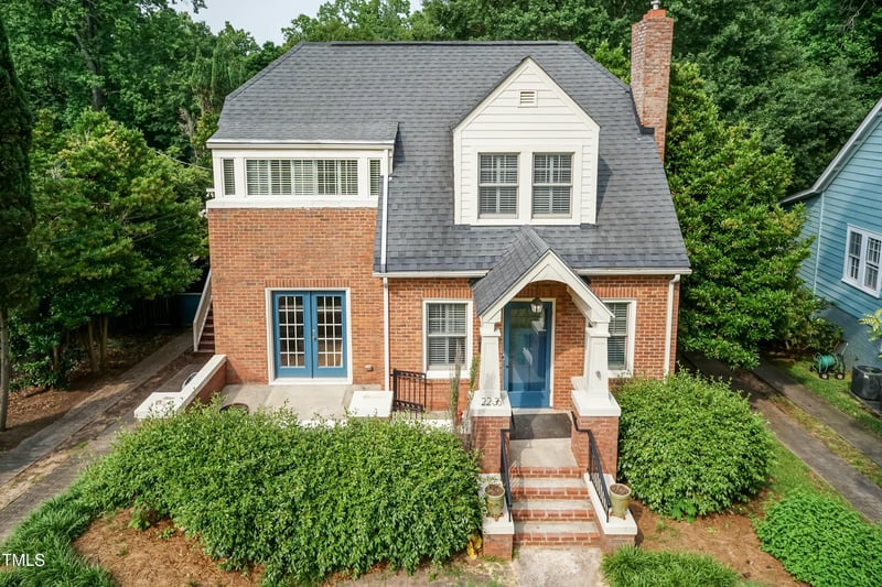2236 The Cir, Raleigh, NC 27608