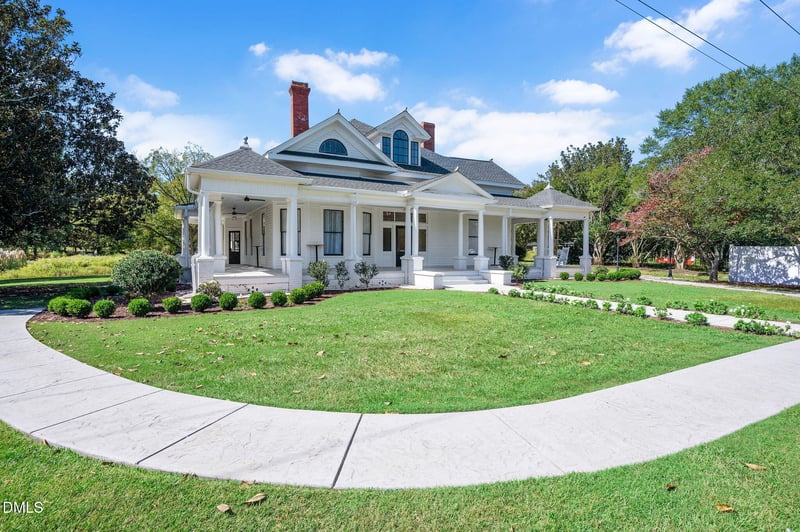 2239 Barber Mill Rd, Clayton, NC 27520