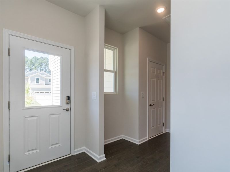 2239 Gregor Overlook Ln, Apex, NC 27502