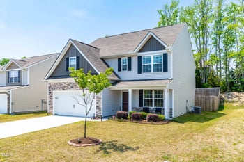 224 Brisk Dr, Zebulon, NC 27597