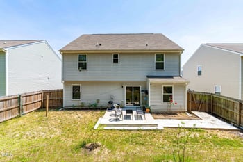 224 Brisk Dr, Zebulon, NC 27597