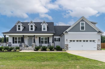 224 Carolina Landing Dr, Zebulon, NC 27597