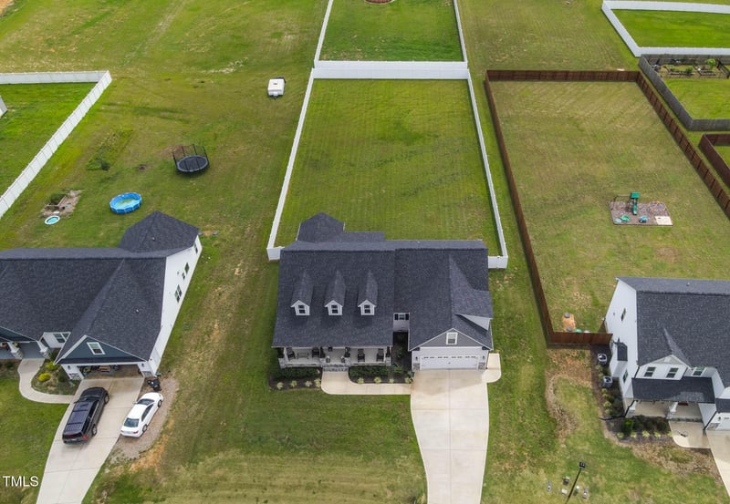 224 Carolina Landing Dr, Zebulon, NC 27597