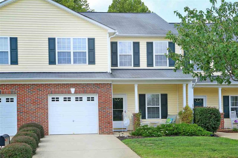224 Cline Falls Dr, Holly Springs, NC 27540