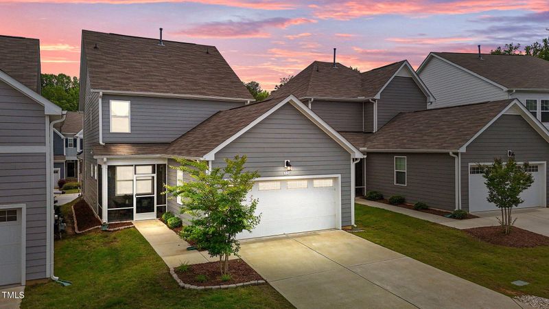 224 Daisy Grove Ln, Holly Springs, NC 27540