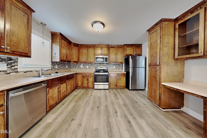 224 Farrington Dr, Clayton, NC 27520