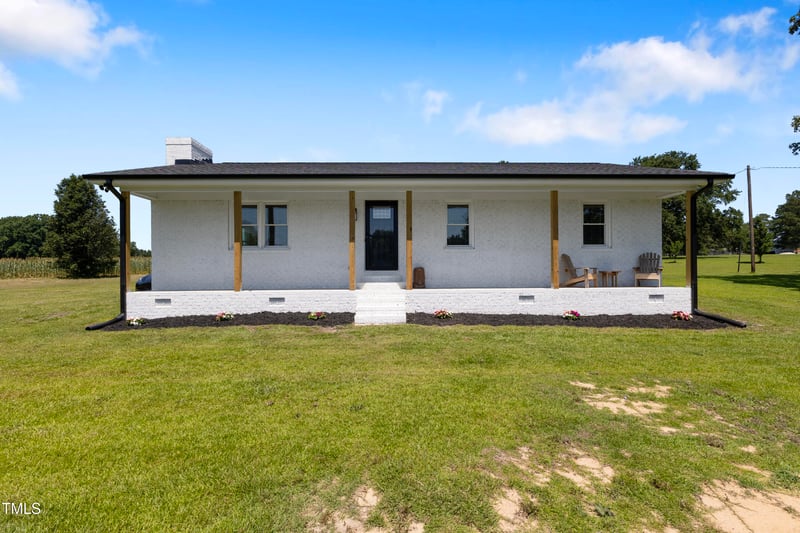 224 Grameta Ln, Lillington, NC 27546