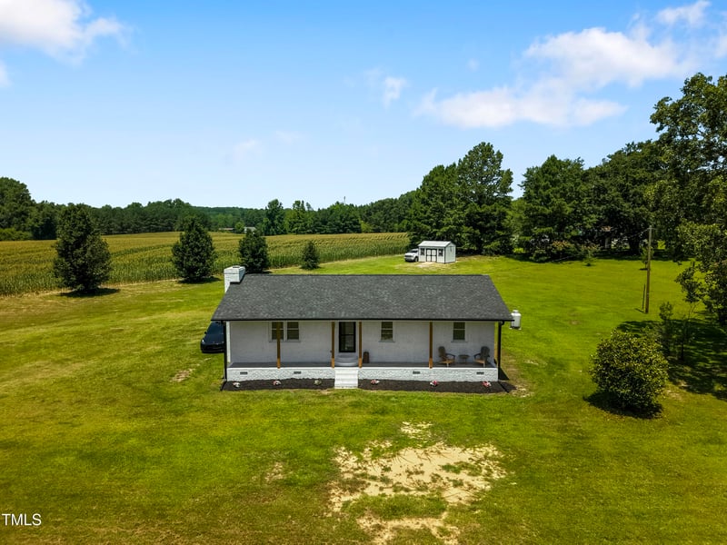 224 Grameta Ln, Lillington, NC 27546