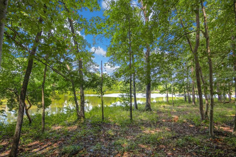 224 Great Lake Dr, Cary, NC 27519