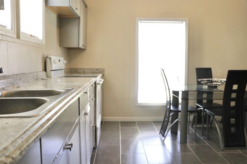 224 Hall Ave, Burlington, NC 27217