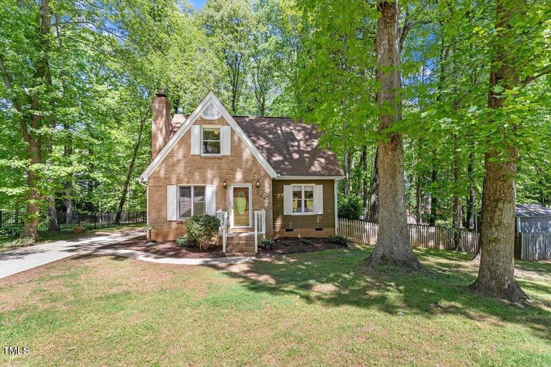 224 Heidinger Dr, Cary, NC 27511