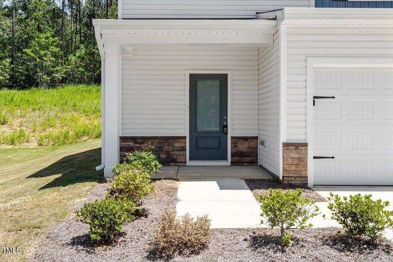 224 Ivy Bank Dr, Angier, NC 27501