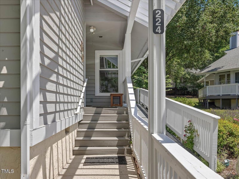 224 Kirkwood Dr, Chapel Hill, NC 27514
