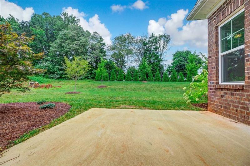224 Macallan Dr #232, Burlington, NC 27215