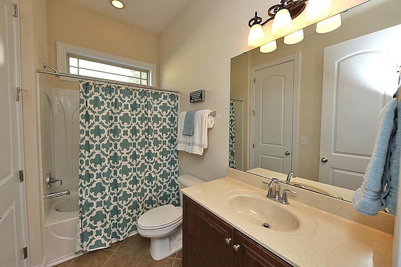 224 Meadowrock Ln, Apex, NC 27502