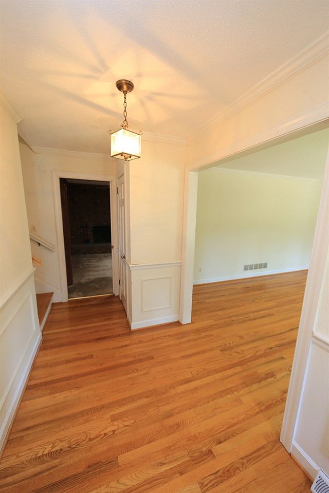 224 Northbrook Dr, Raleigh, NC 27609